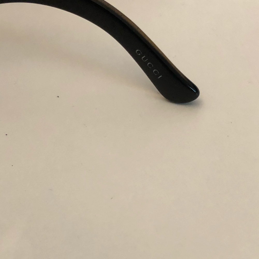 Gucci Black Frames - image 7